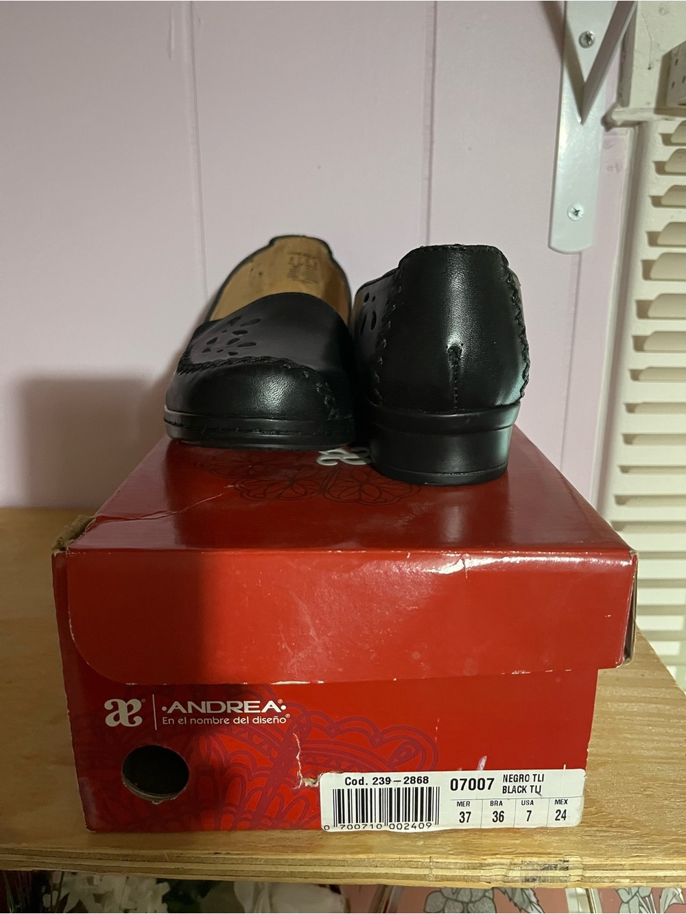 ANDREA FENZI Black Women’s Perforated Slip-On Flats